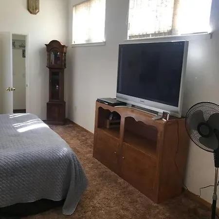 Cheerful 2-Bedroom Cottage Near Eagle Lake Susanville Exterior foto